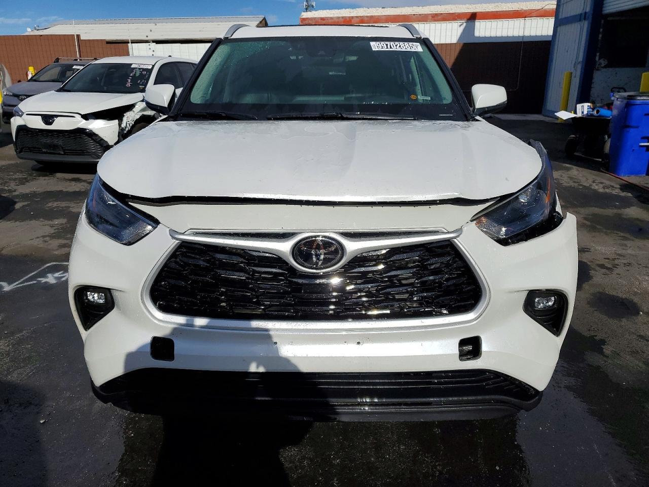 2025 TOYOTA HIGHLANDER