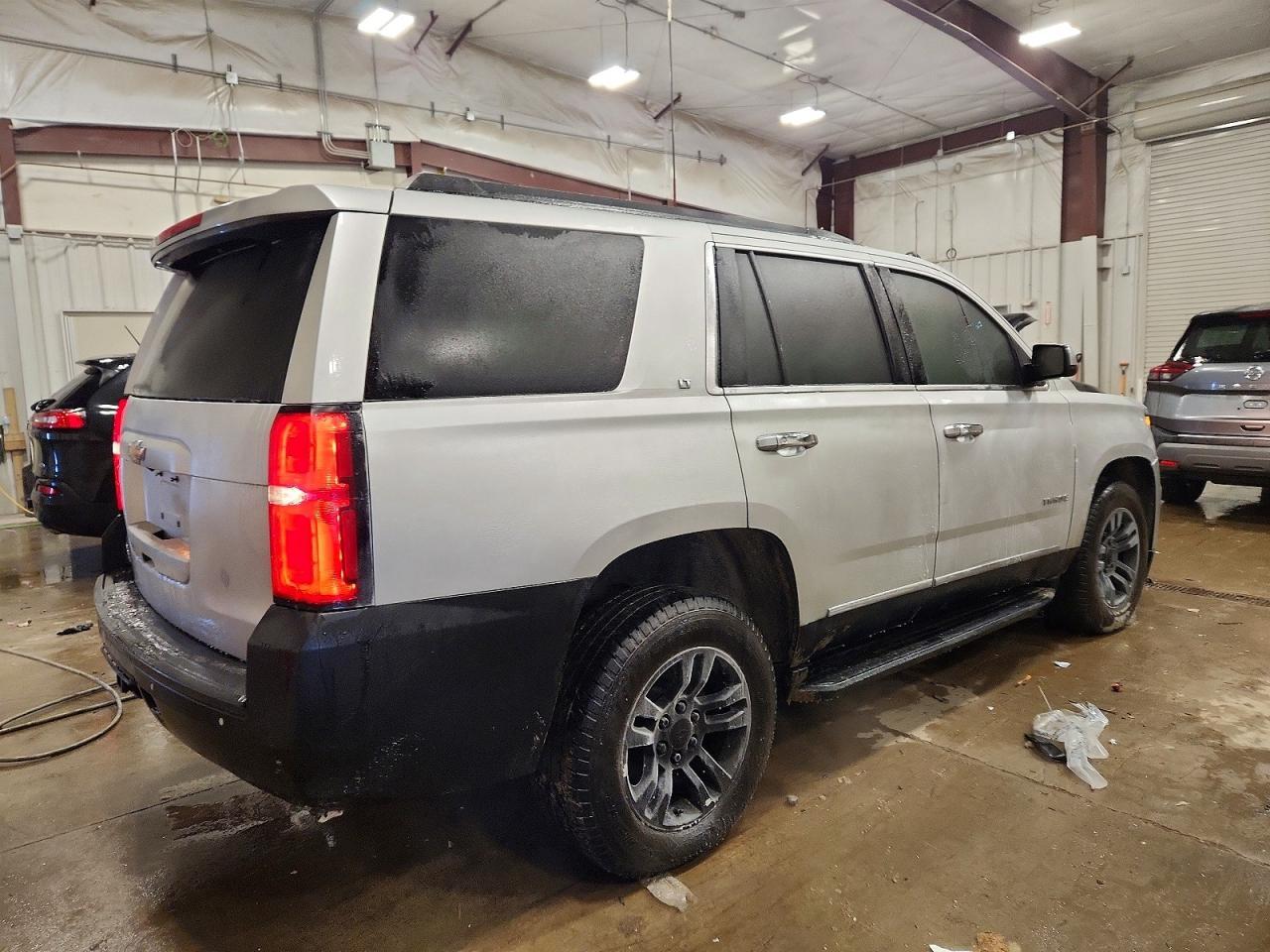 2016 CHEVROLET Tahoe