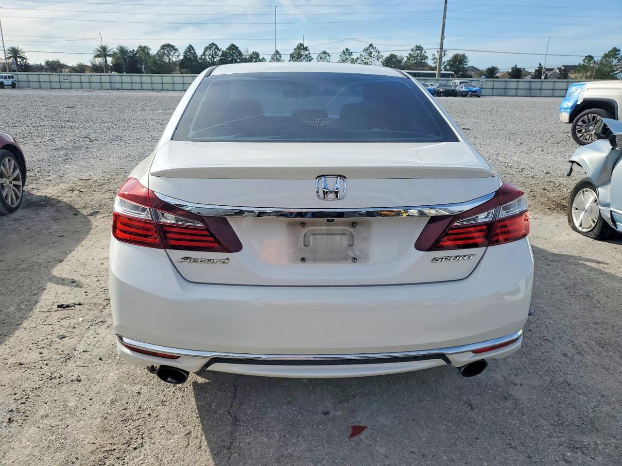 2016 HONDA ACCORD