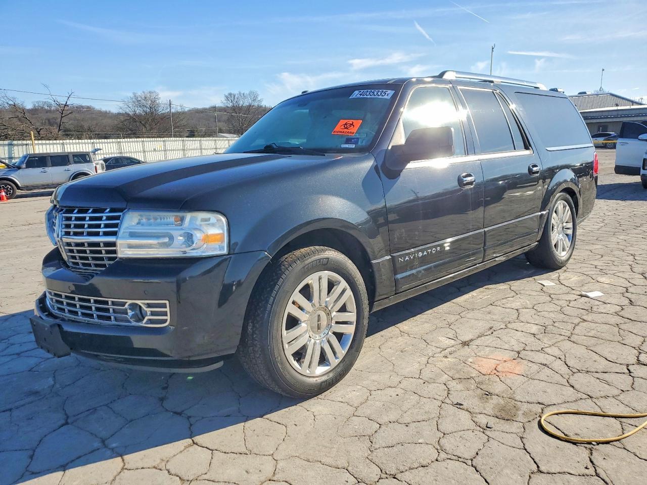 2013 LINCOLN Navigator
