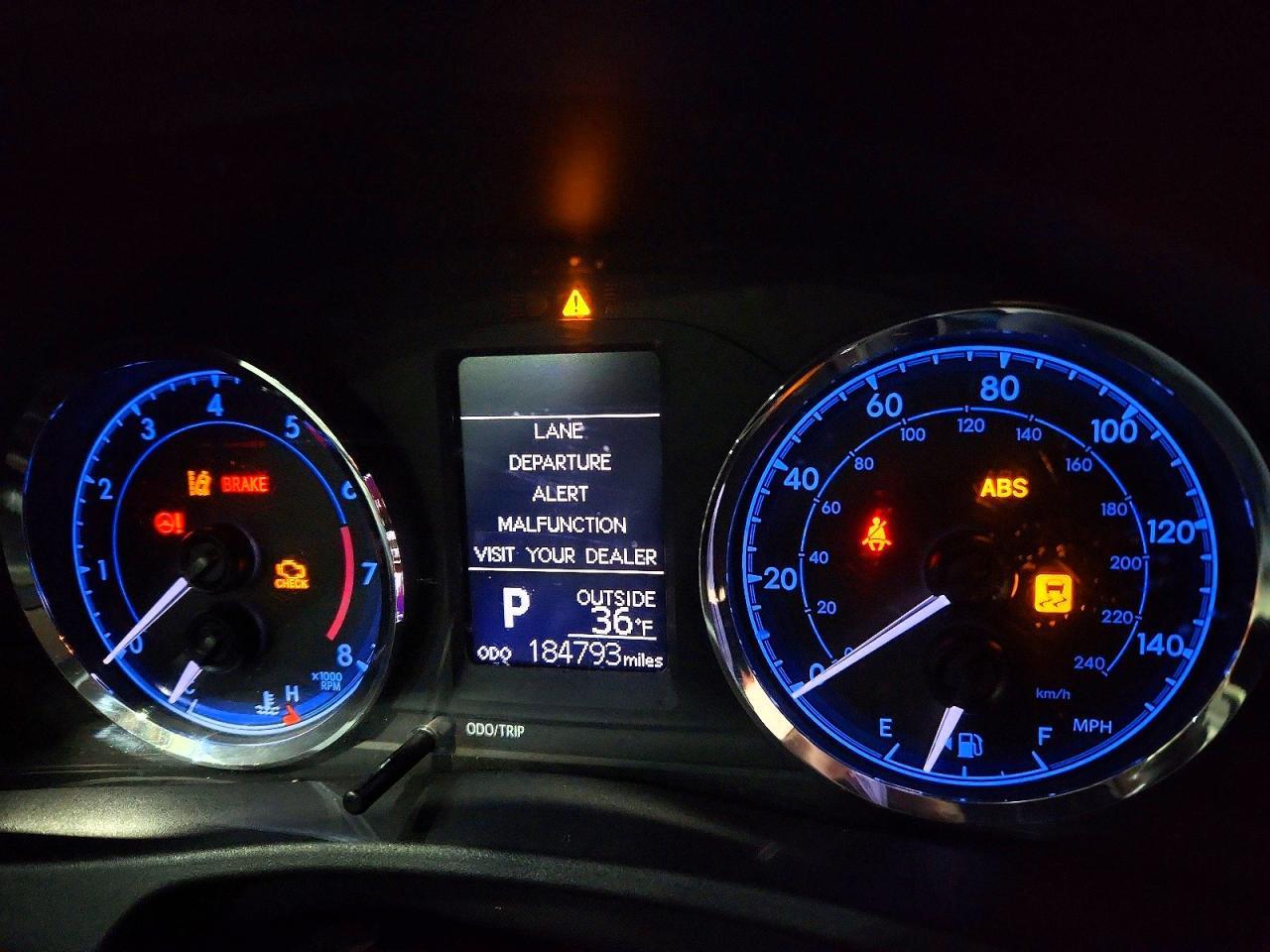 2017 TOYOTA COROLLA