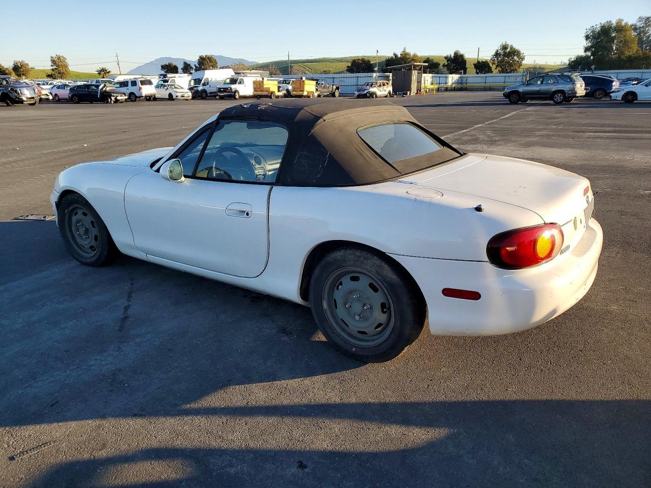1999 MAZDA MX-5 Miata