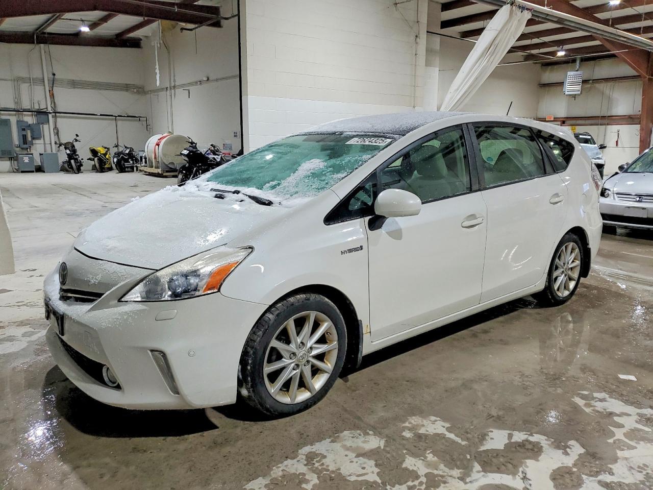 2012 TOYOTA PRIUS V