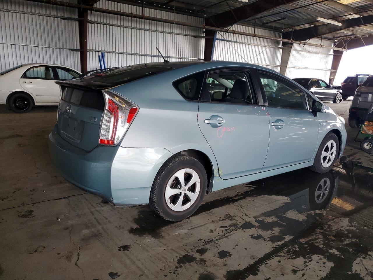2012 TOYOTA PRIUS