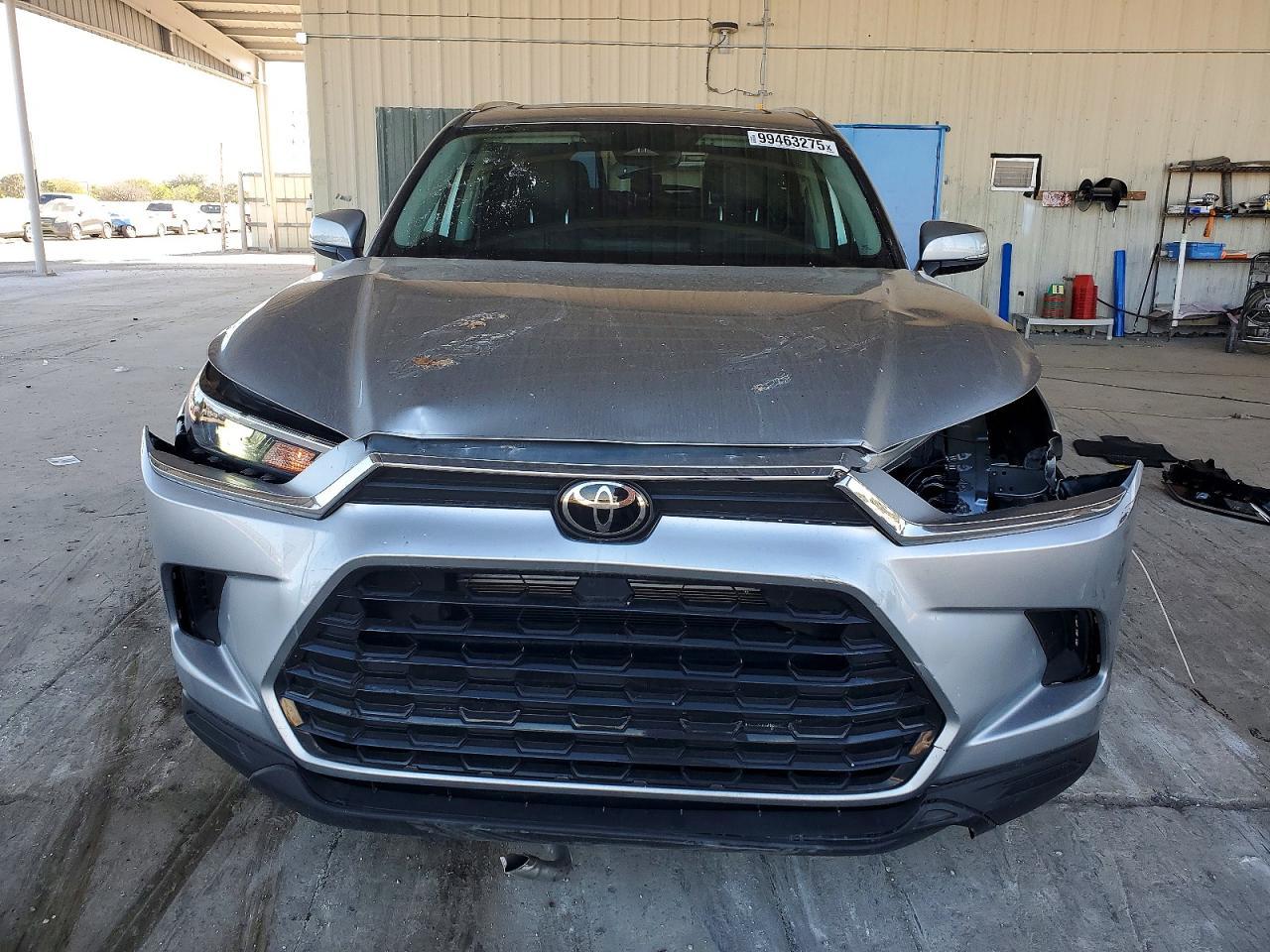 2024 TOYOTA HIGHLANDER