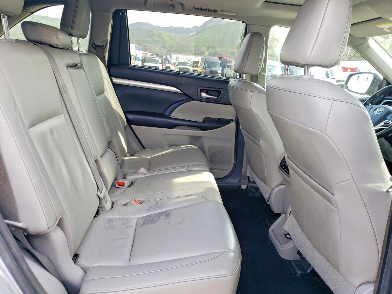 2017 TOYOTA Highlander Hybrid