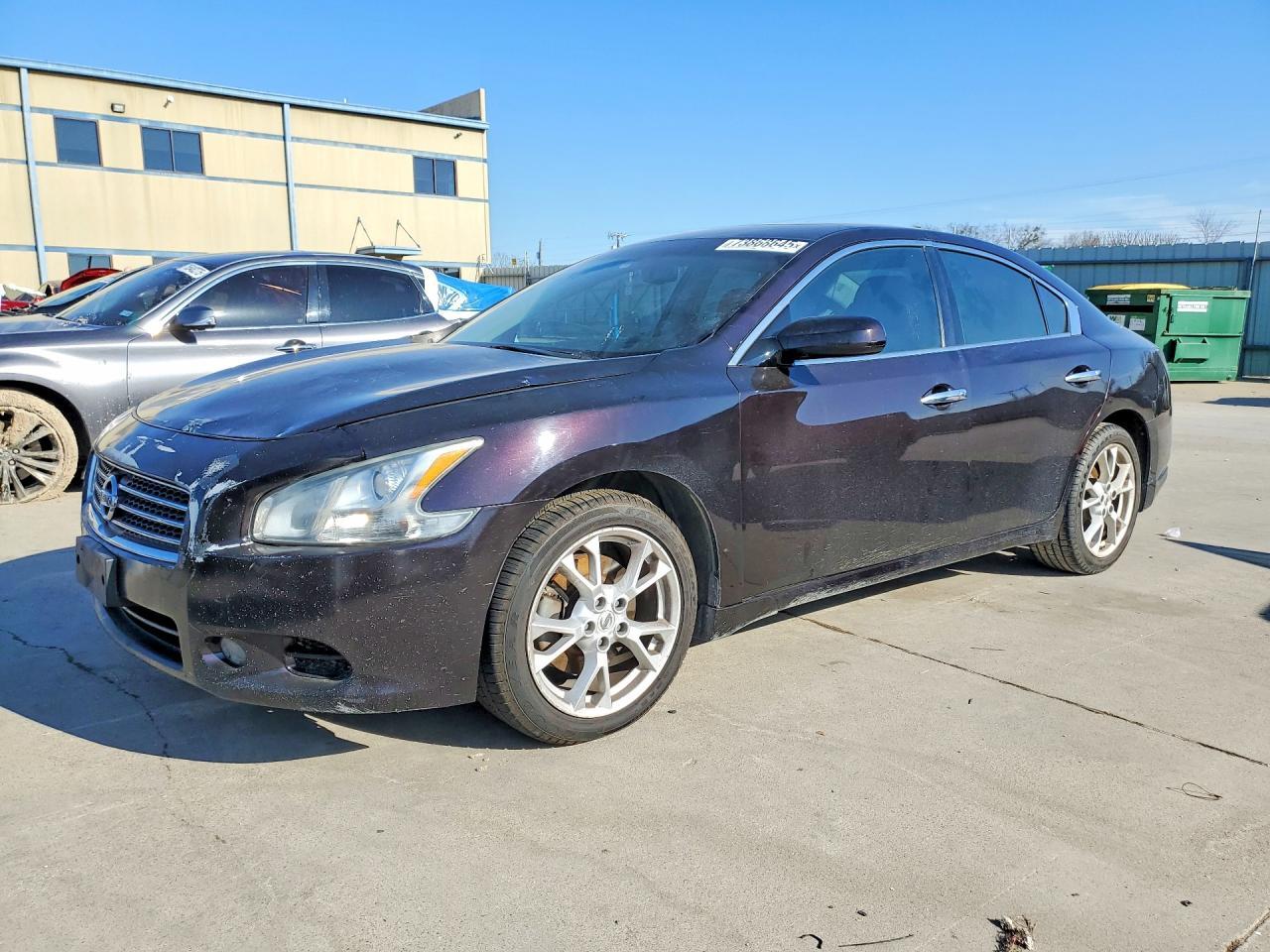 2012 NISSAN Maxima