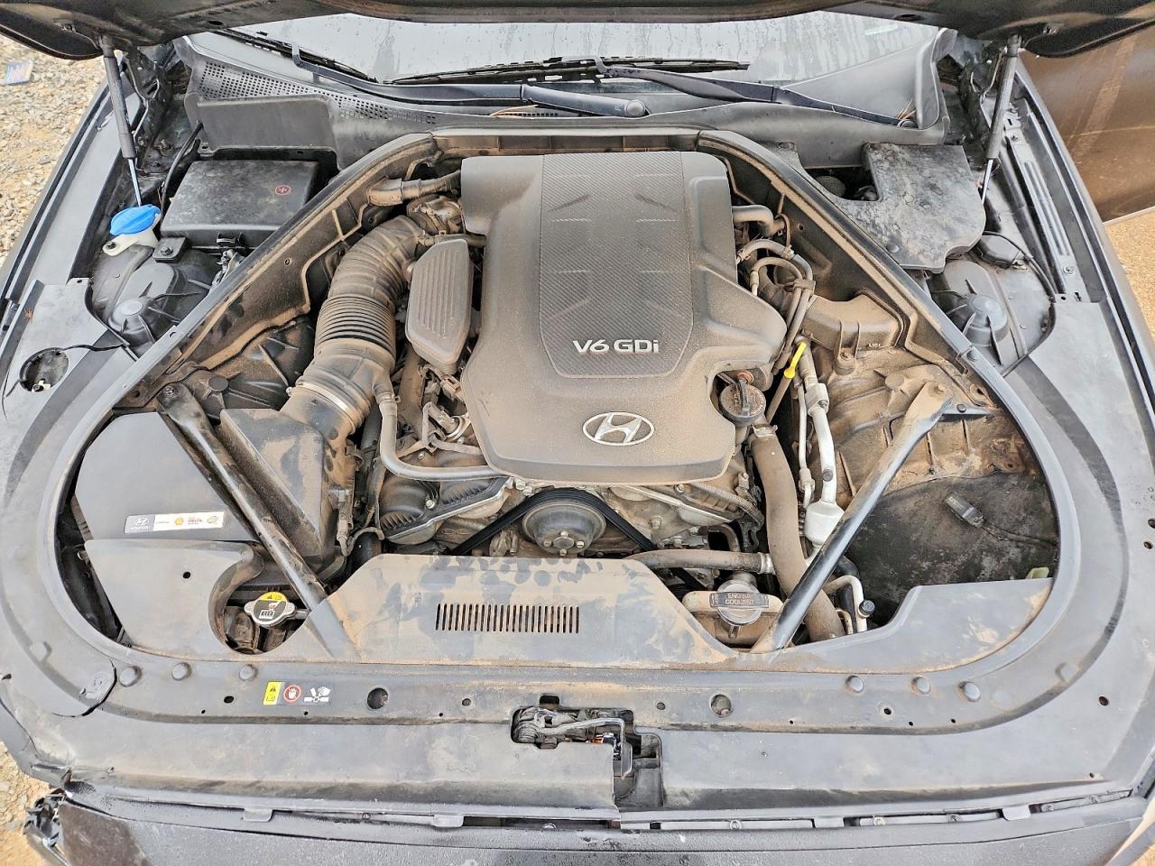 2015 HYUNDAI GENESIS