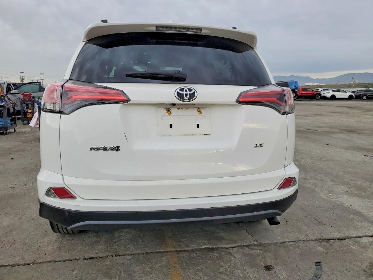 2016 TOYOTA RAV4
