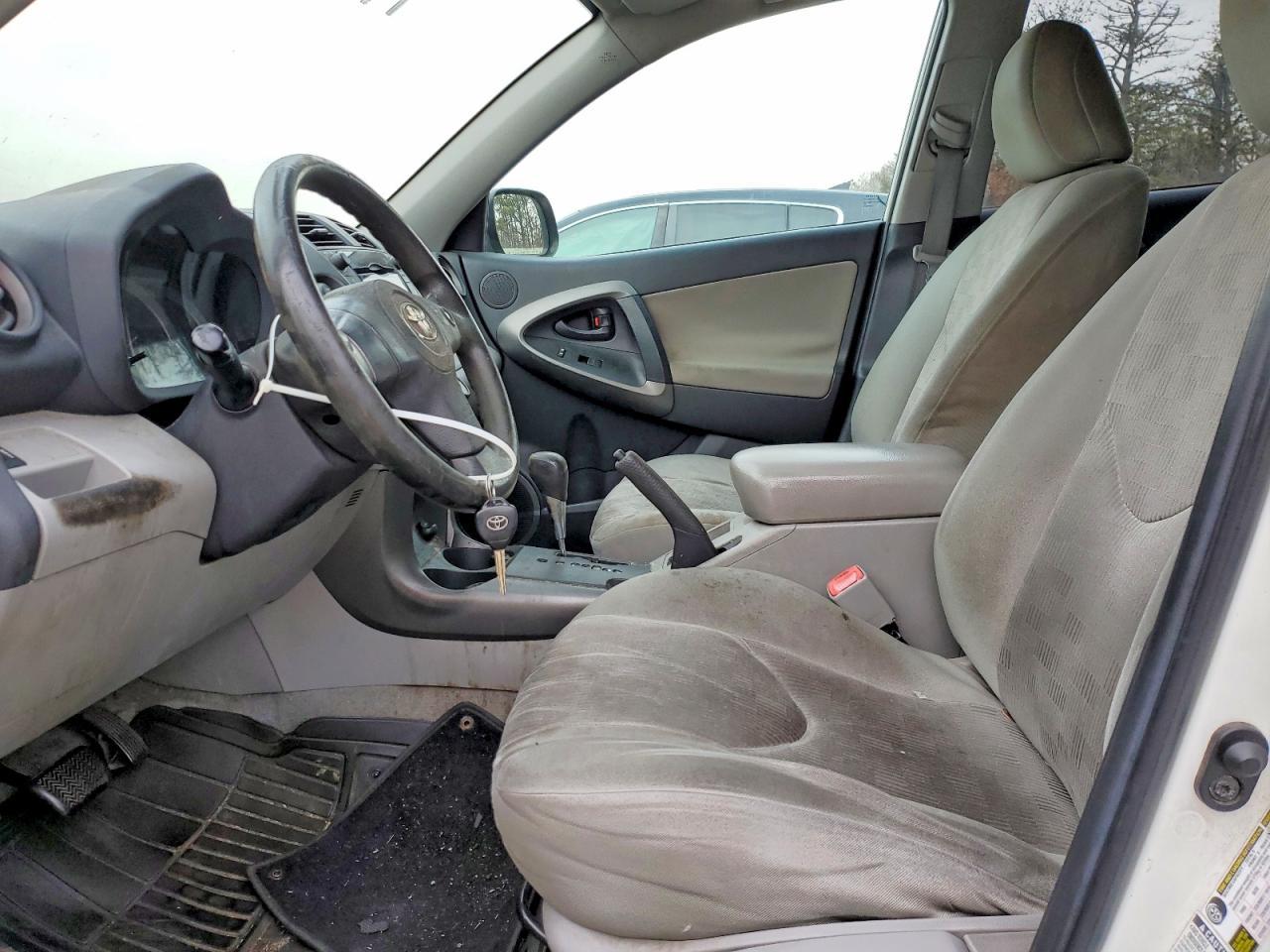 2011 TOYOTA RAV4