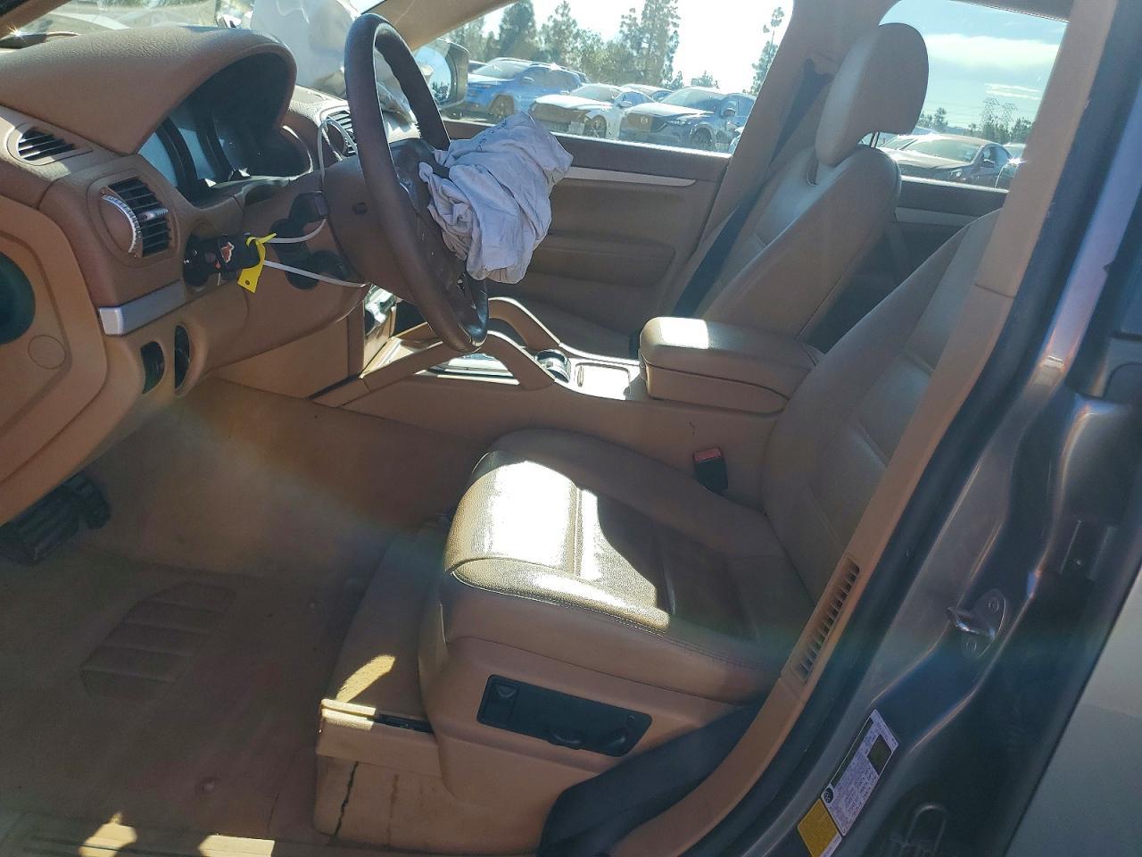 2010 PORSCHE CAYENNE