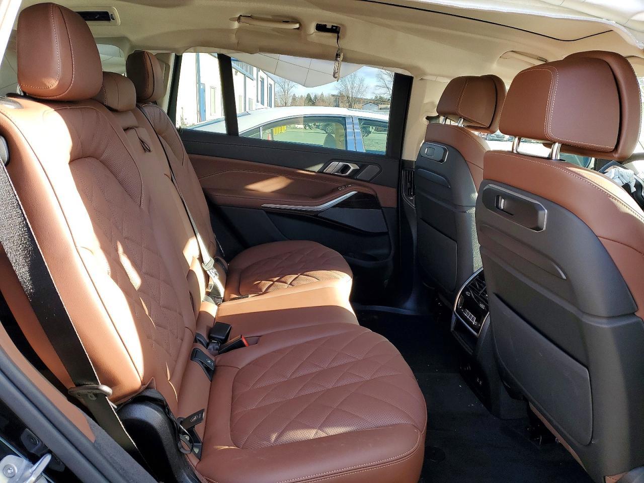 2026 BMW X7