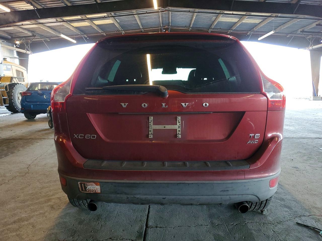 2011 VOLVO XC60