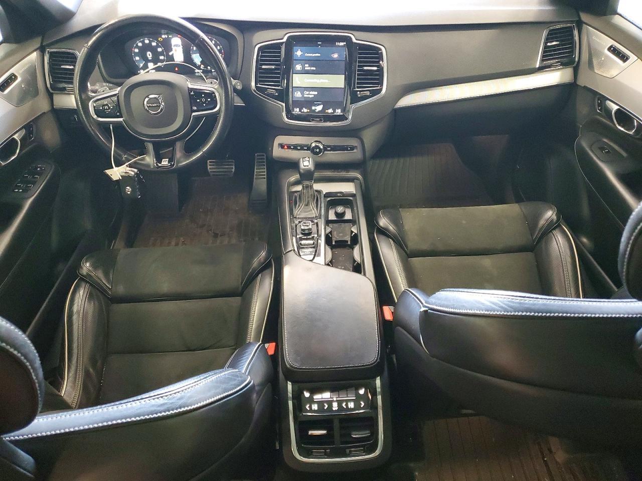 2016 VOLVO XC90