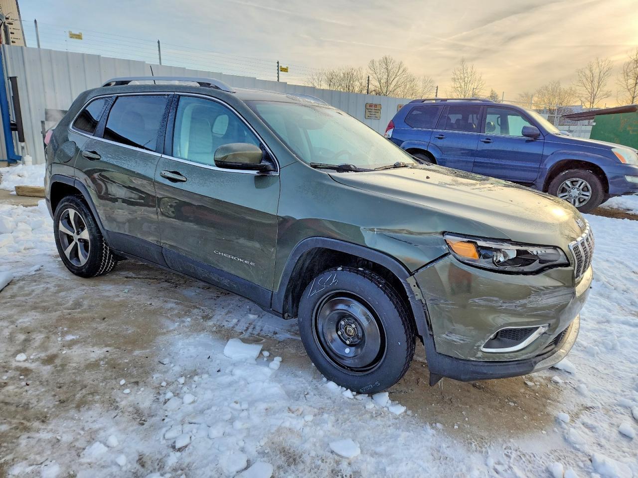 2019 JEEP CHEROKEE