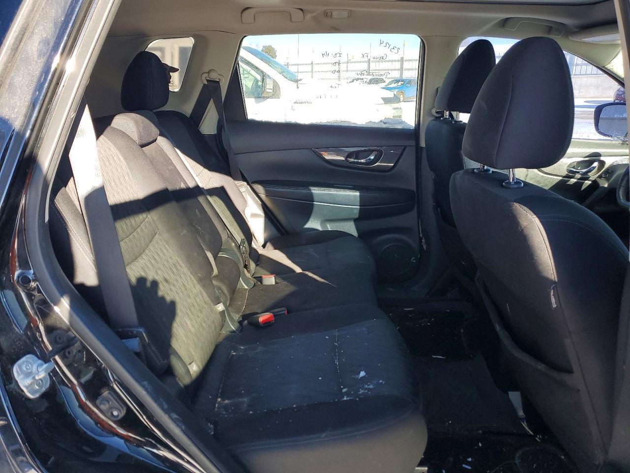 2017 NISSAN ROGUE