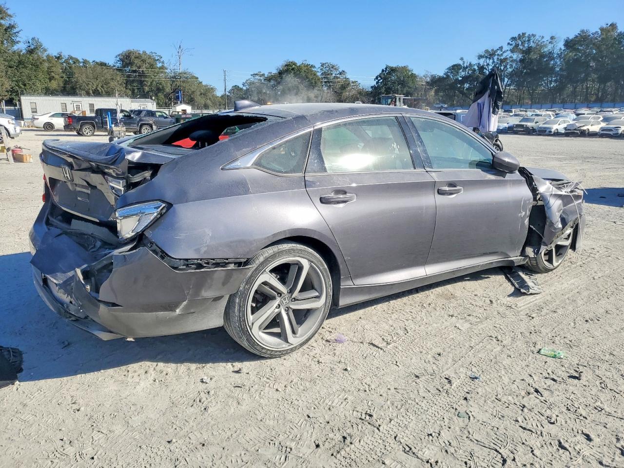 2019 HONDA ACCORD