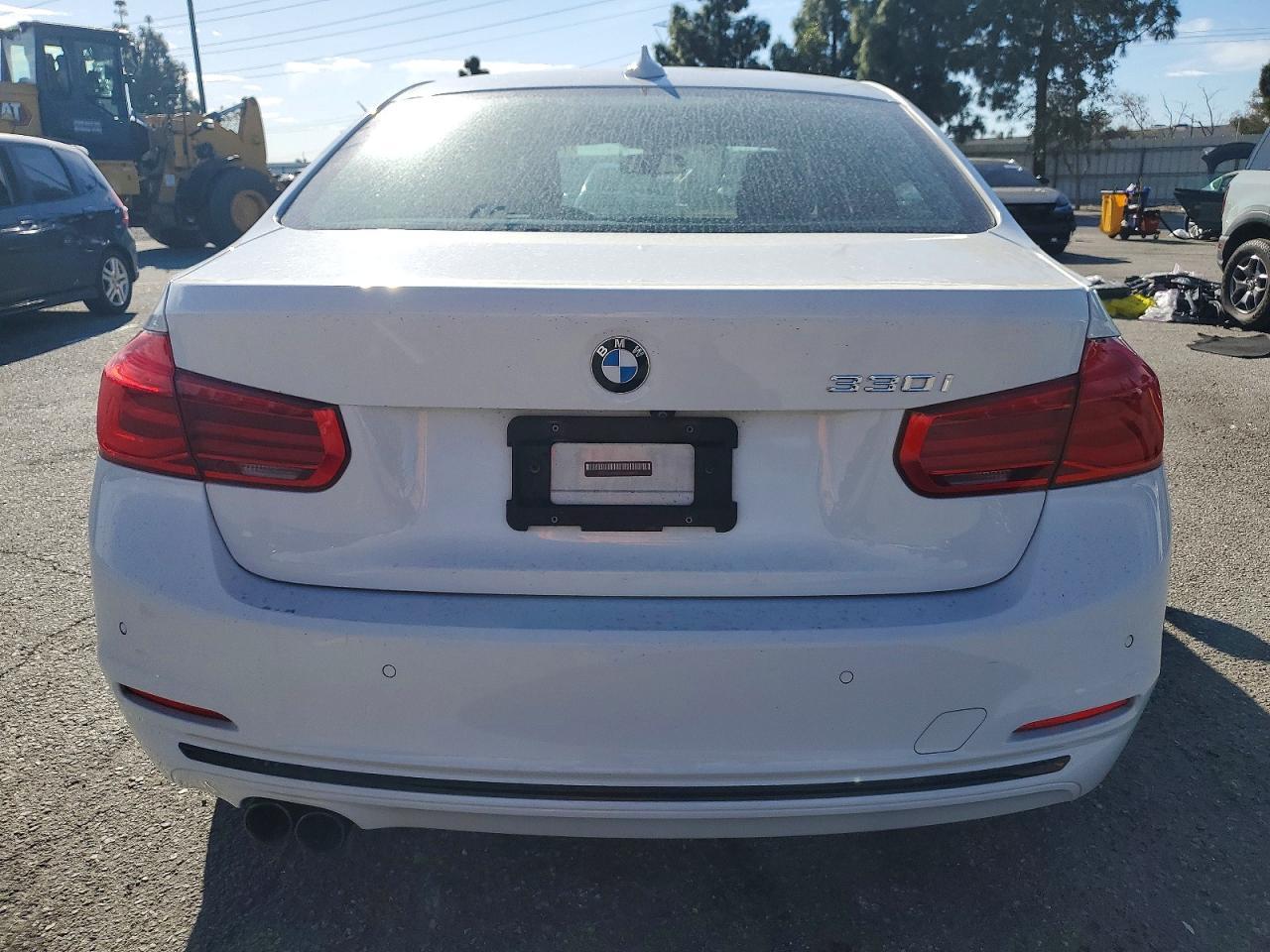 2018 BMW 3 SERIES