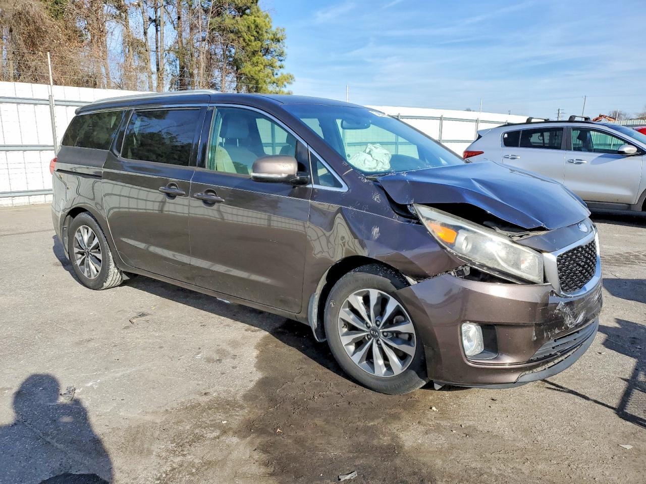 2015 KIA SEDONA
