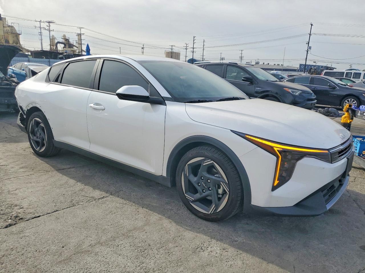 2025 KIA K4