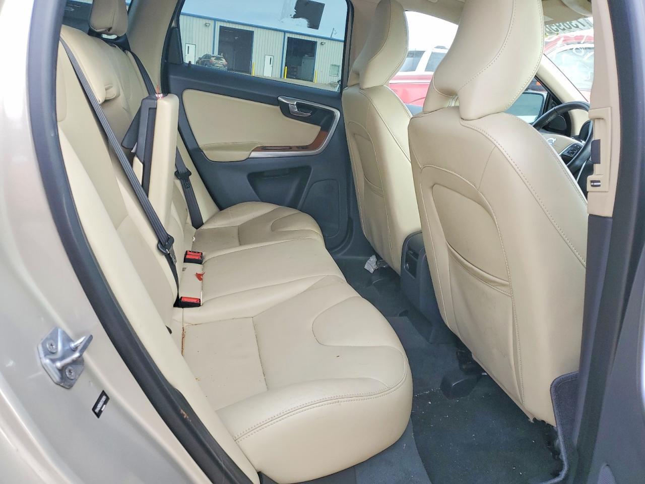 2017 VOLVO XC60
