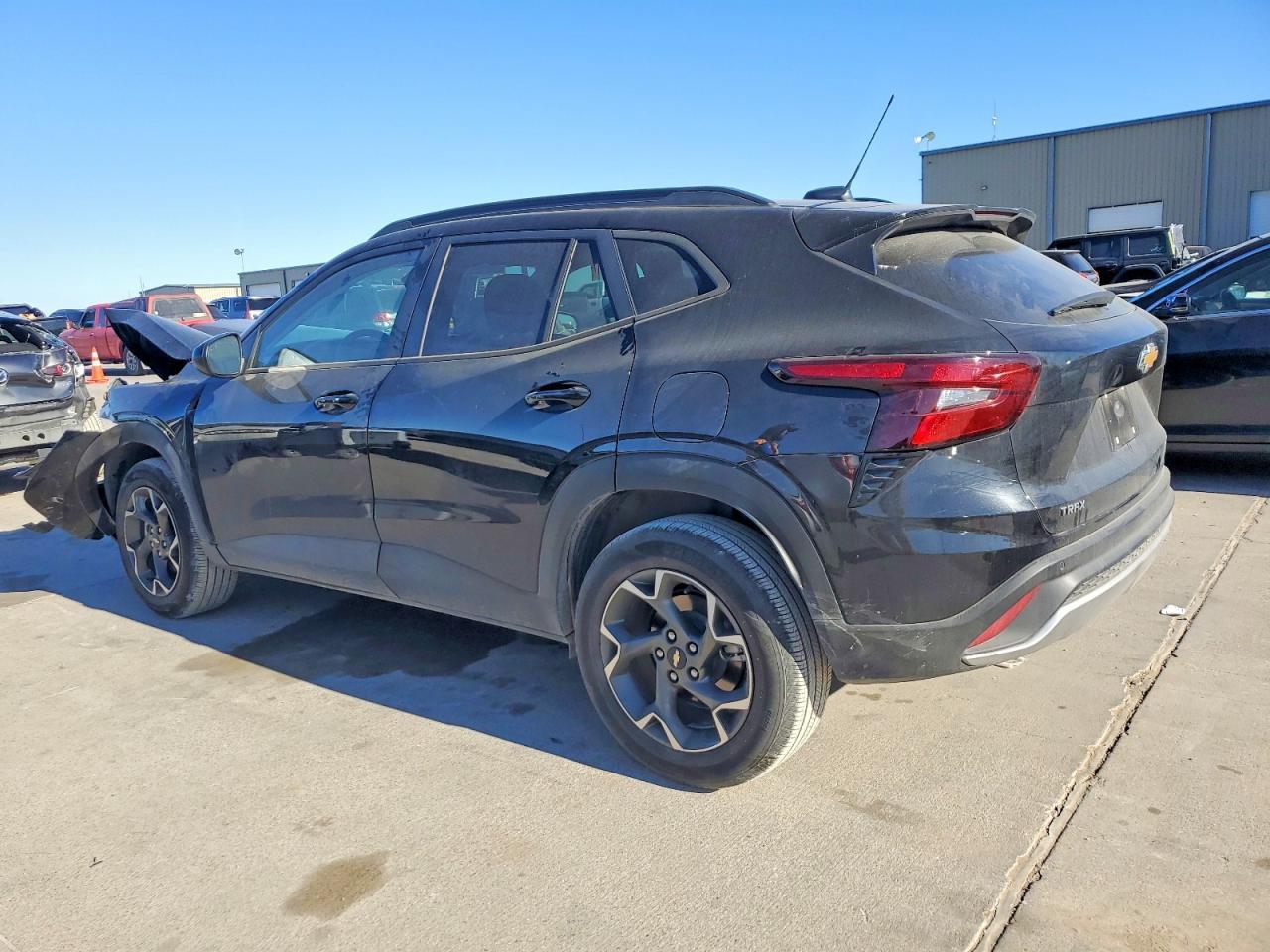 2025 CHEVROLET TRAX