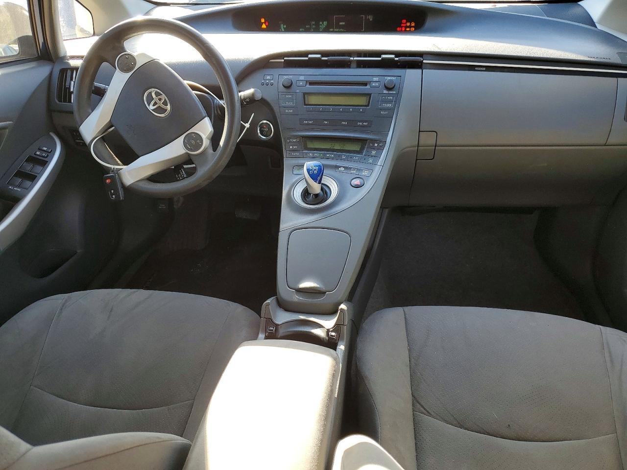 2010 TOYOTA PRIUS
