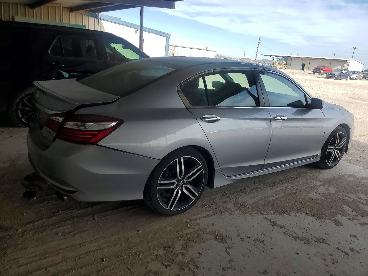 2016 HONDA ACCORD