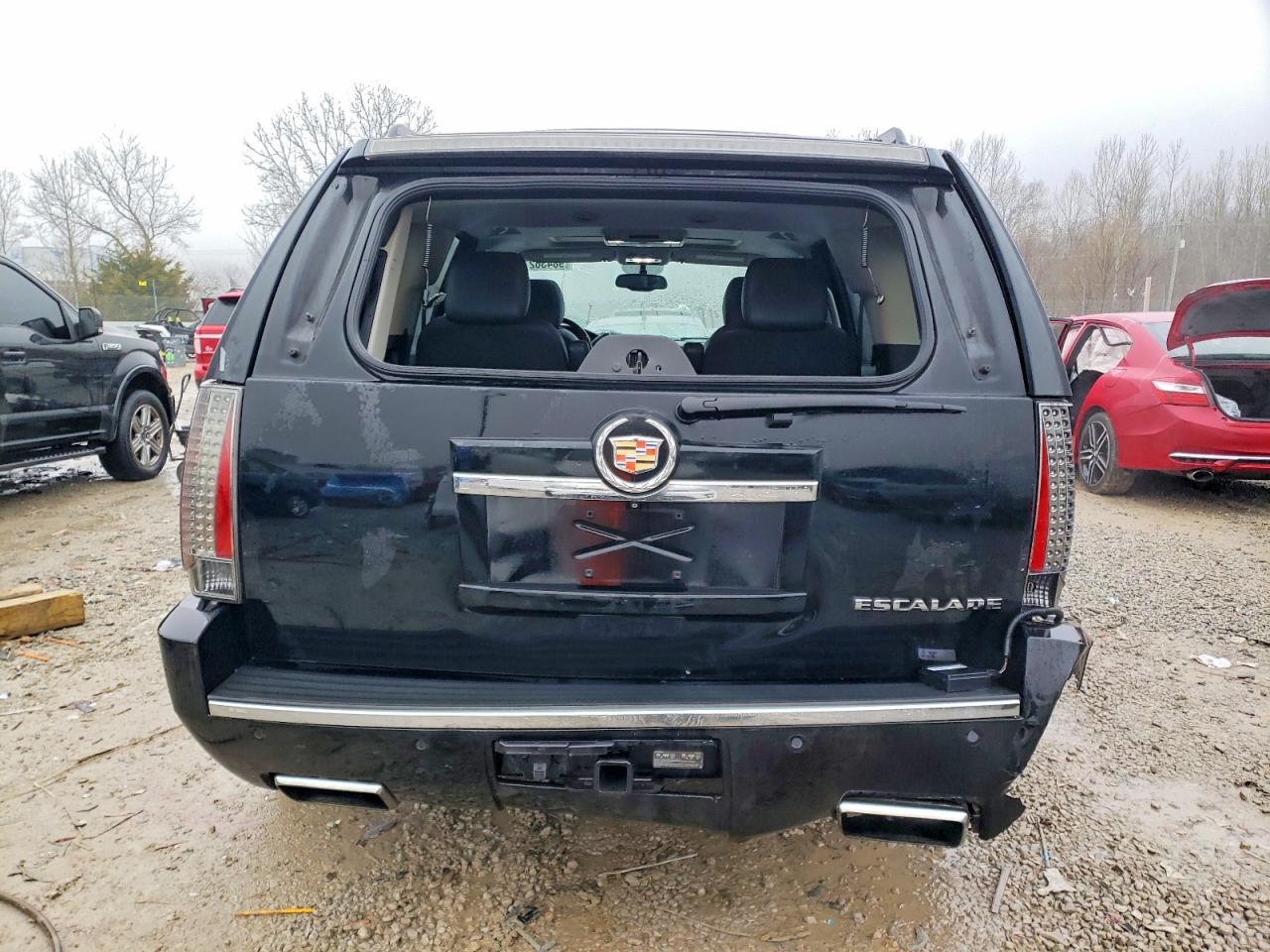 2013 CADILLAC ESCALADE
