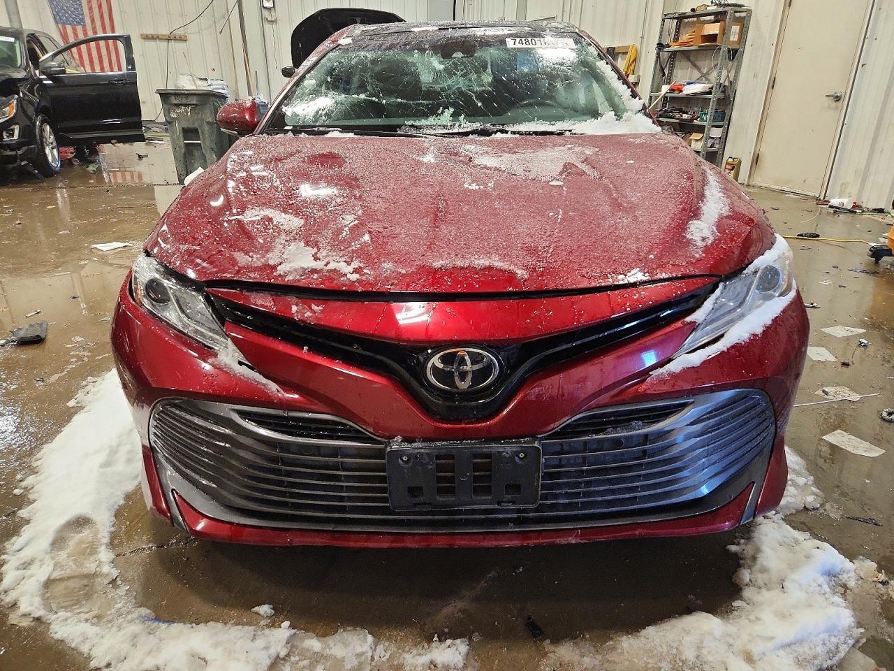 2018 TOYOTA CAMRY