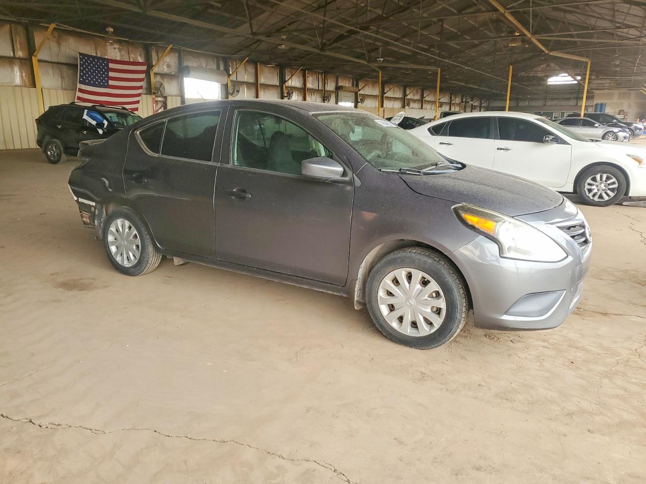 2016 NISSAN VERSA