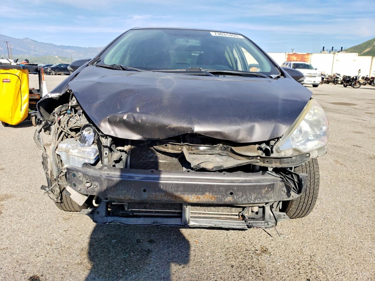 2014 TOYOTA Prius c
