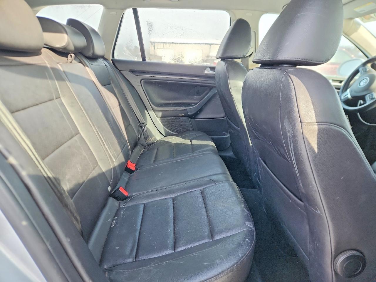 2012 VOLKSWAGEN JETTA