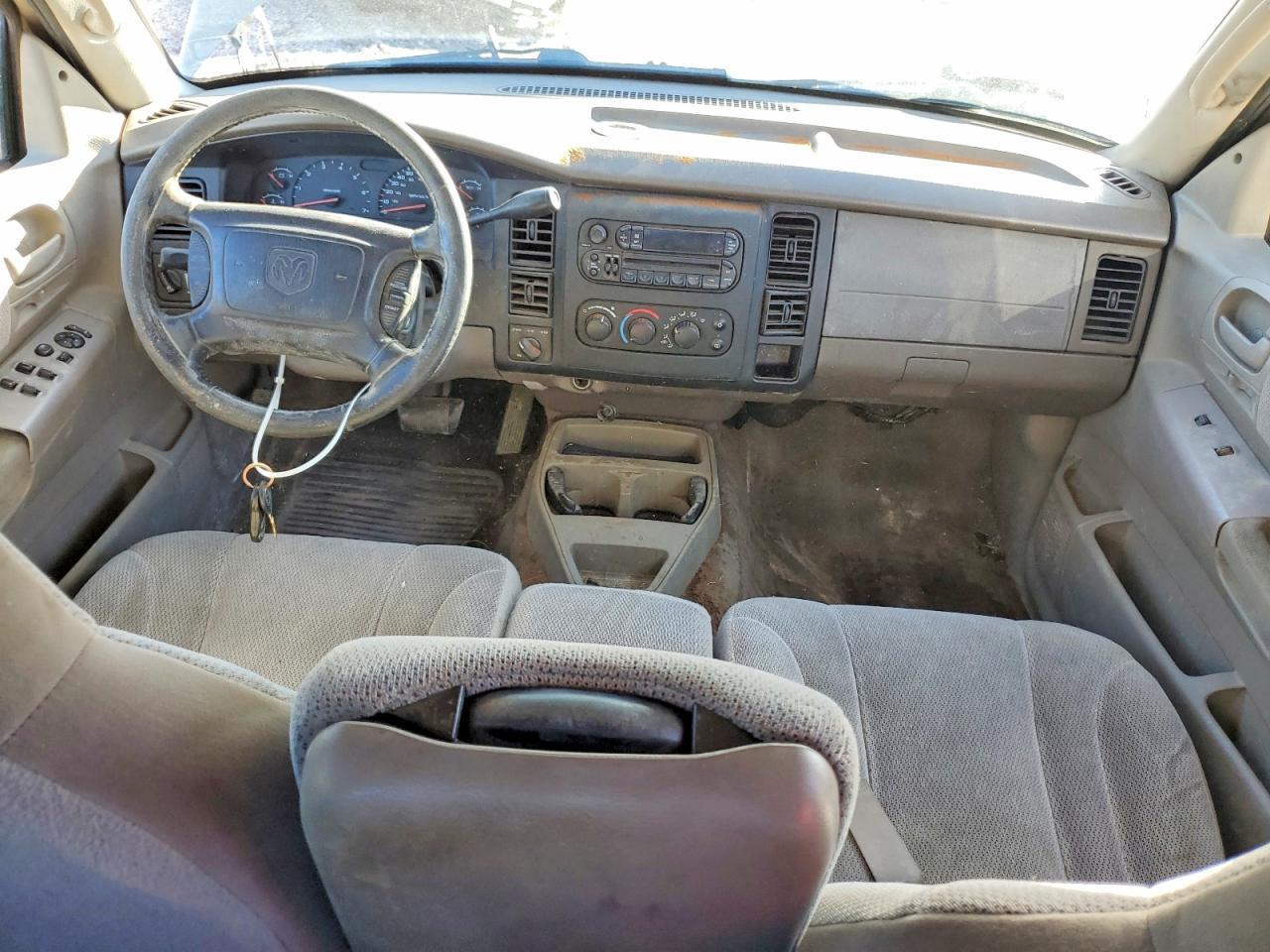 2004 DODGE Dakota