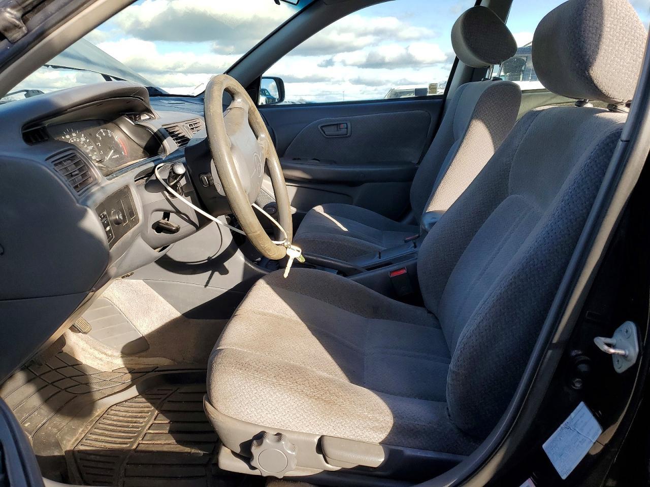 2001 TOYOTA CAMRY
