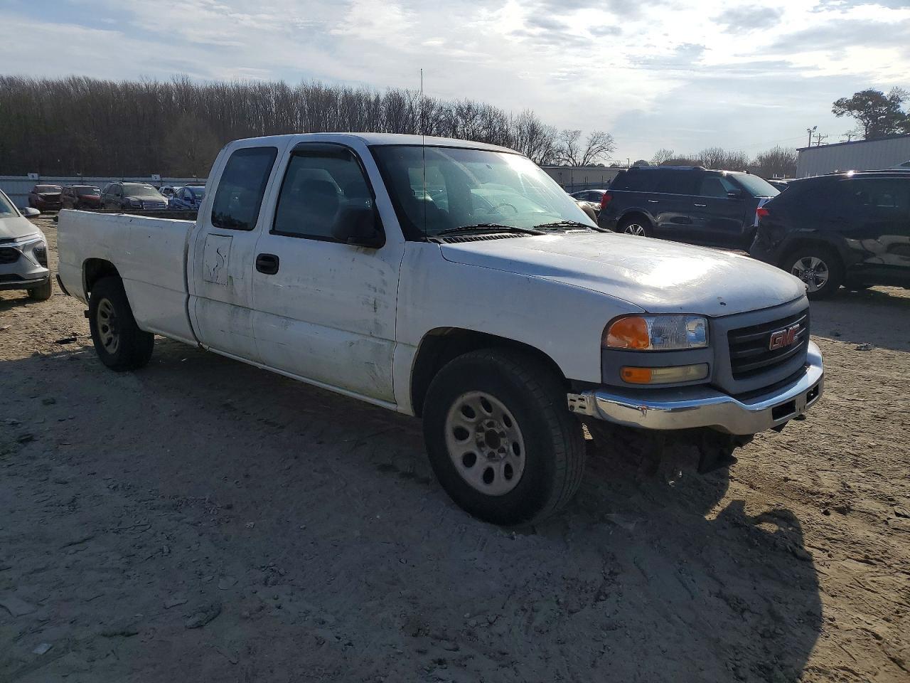2005 GMC Sierra