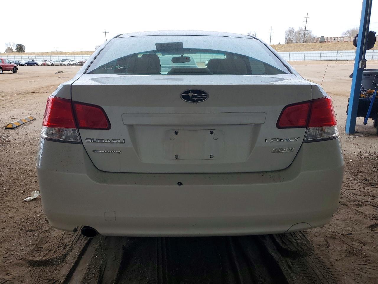 2012 SUBARU Legacy
