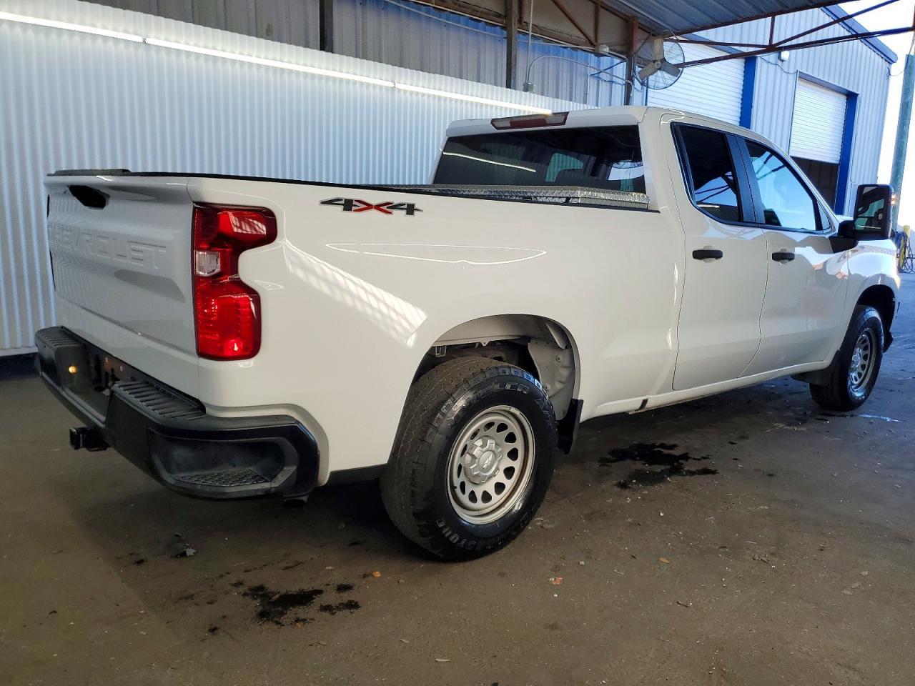 2021 CHEVROLET Silverado