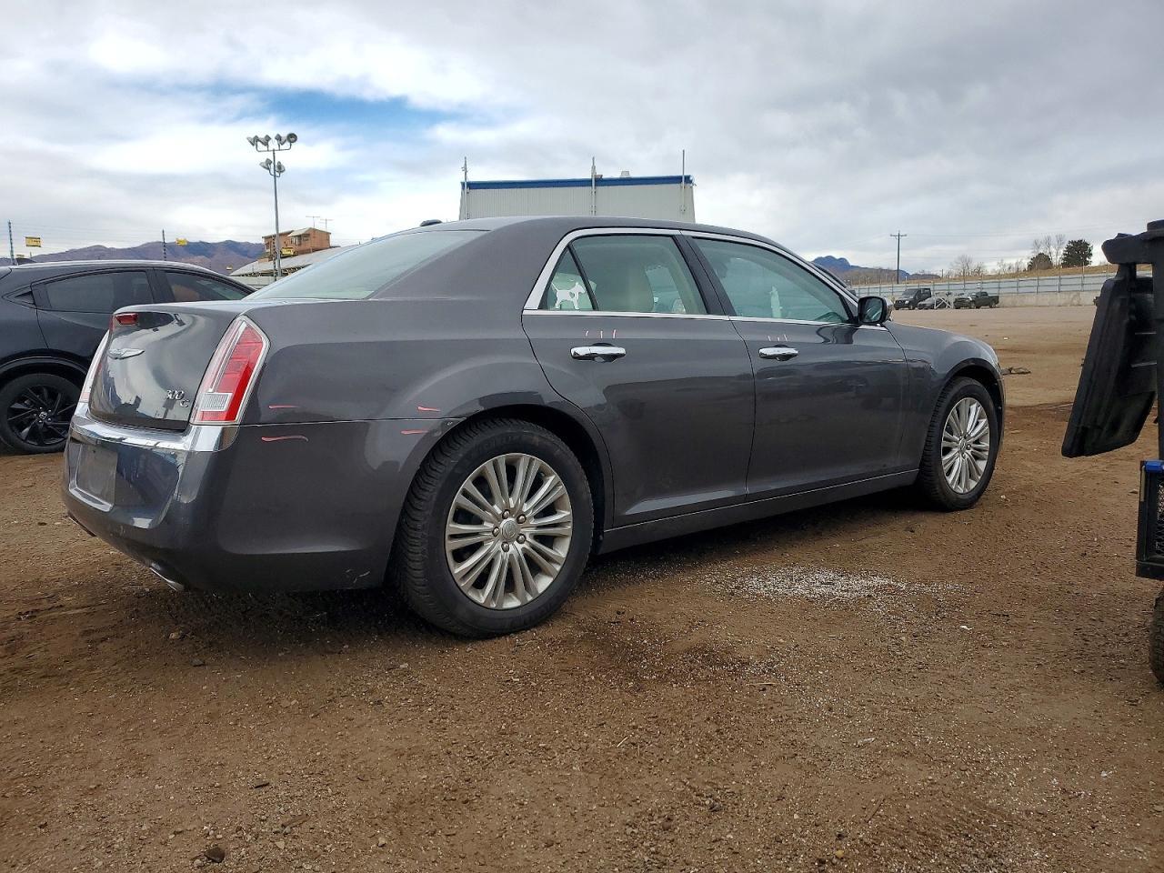 2013 CHRYSLER 300