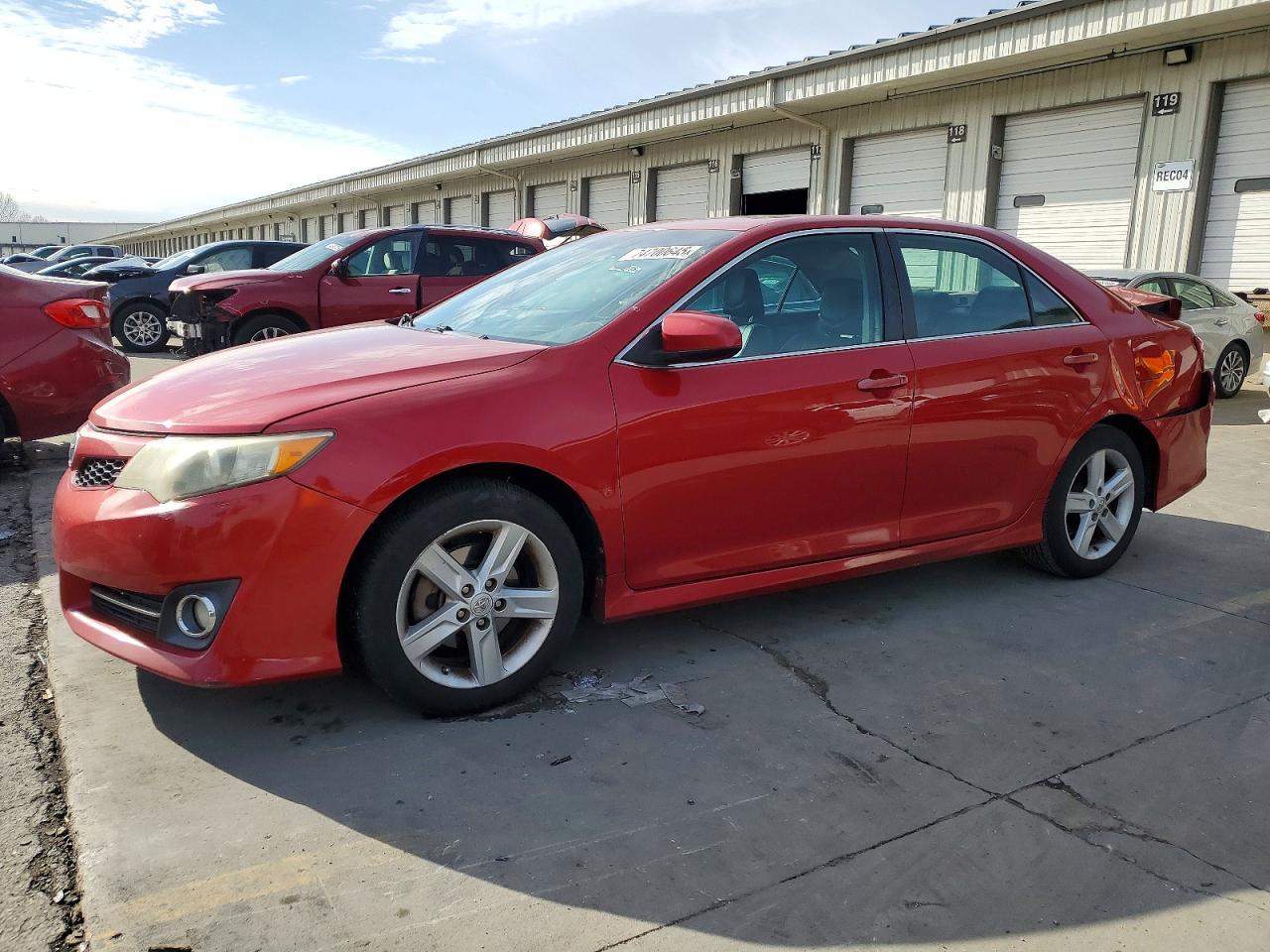 2013 TOYOTA CAMRY