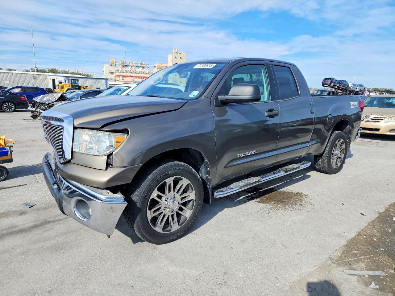 2012 TOYOTA TUNDRA
