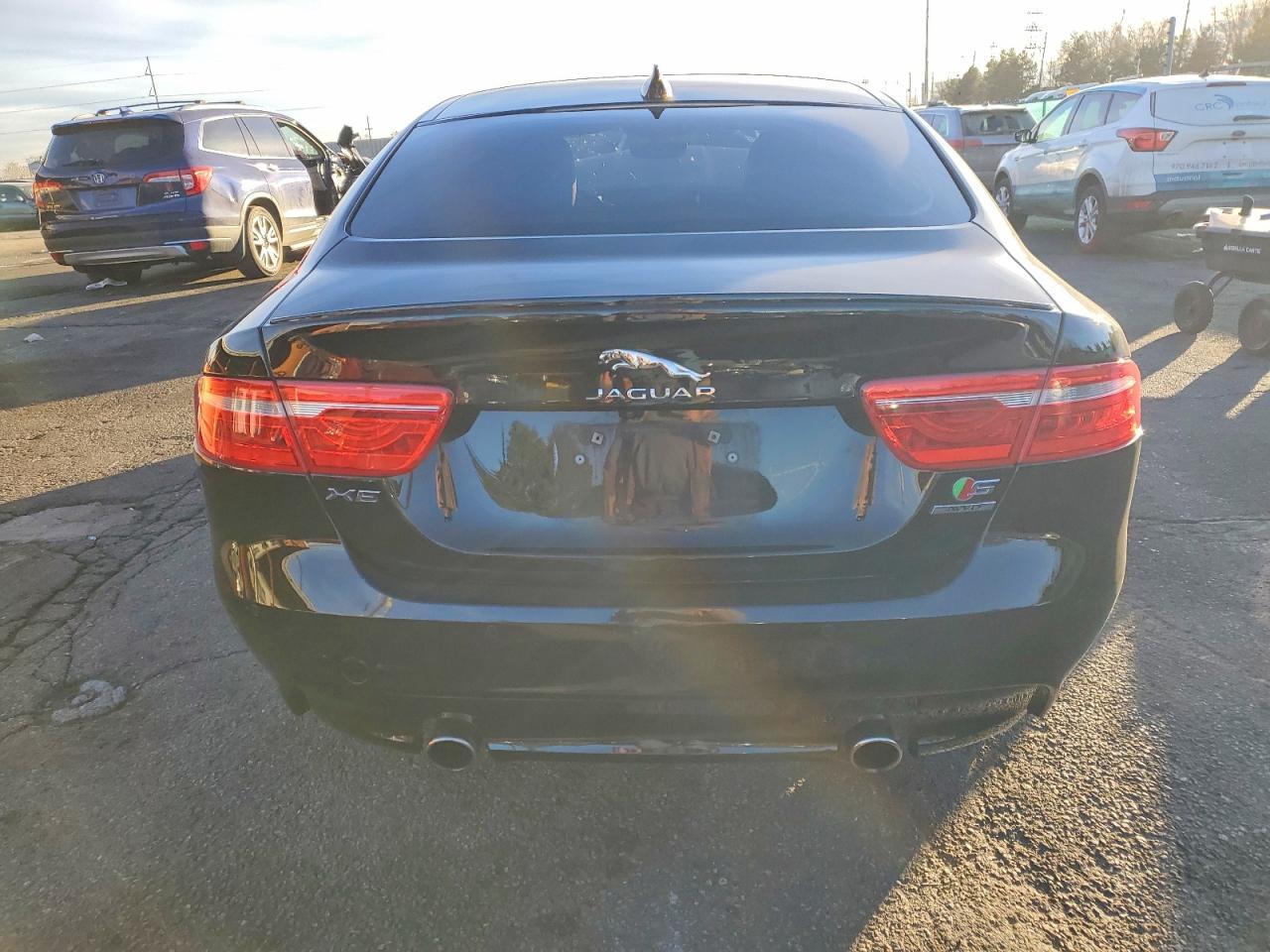 2019 JAGUAR XE