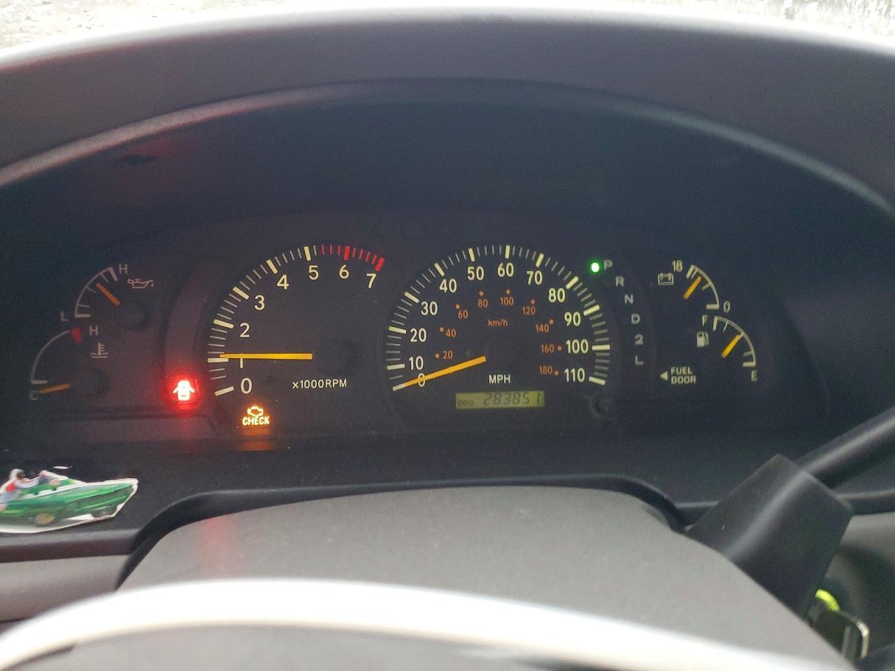 2004 TOYOTA TUNDRA