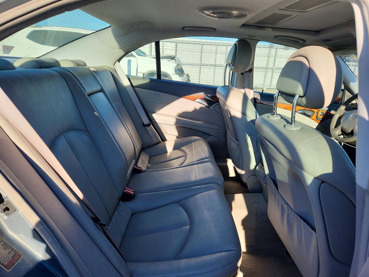 2004 MERCEDES-BENZ E-Class