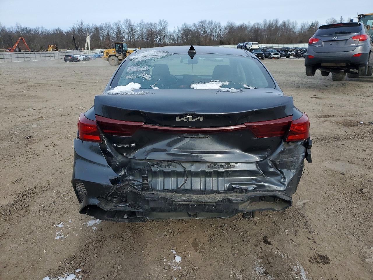 2023 KIA FORTE