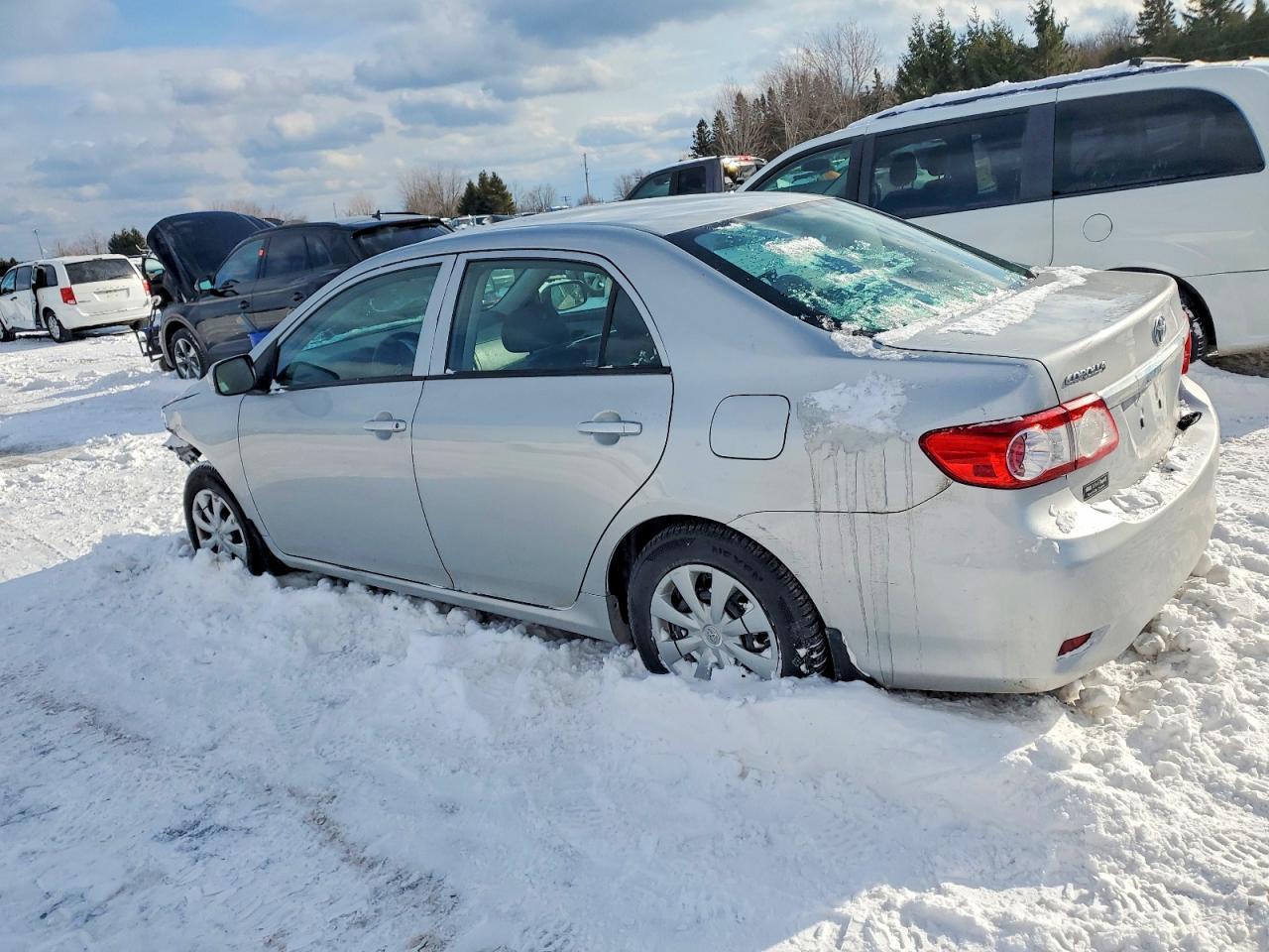 2013 TOYOTA COROLLA