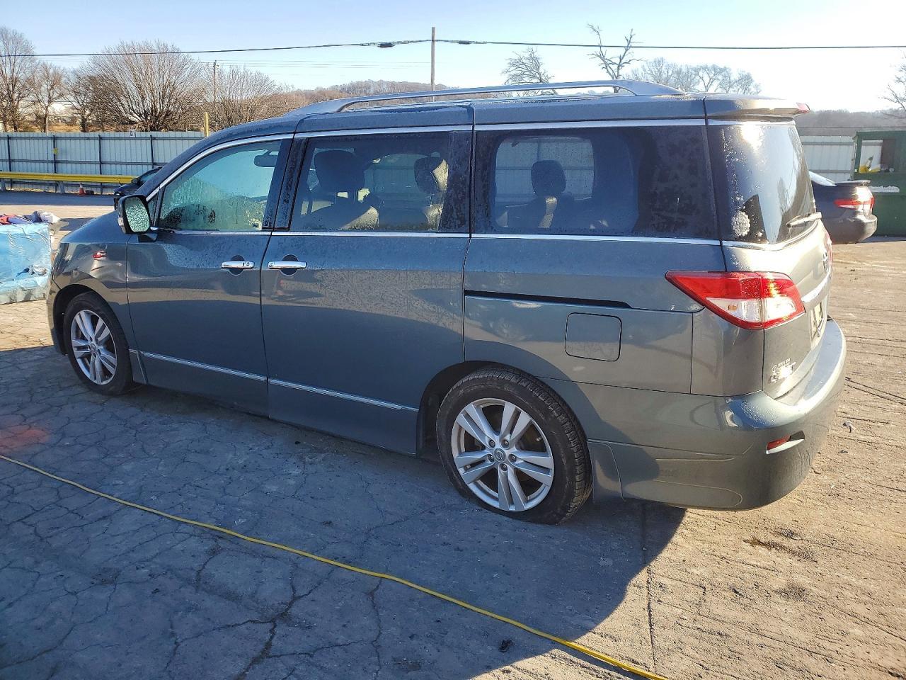 2013 NISSAN Quest