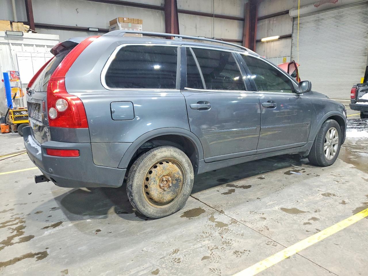 2005 VOLVO XC90