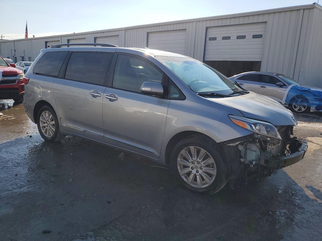 2015 TOYOTA SIENNA
