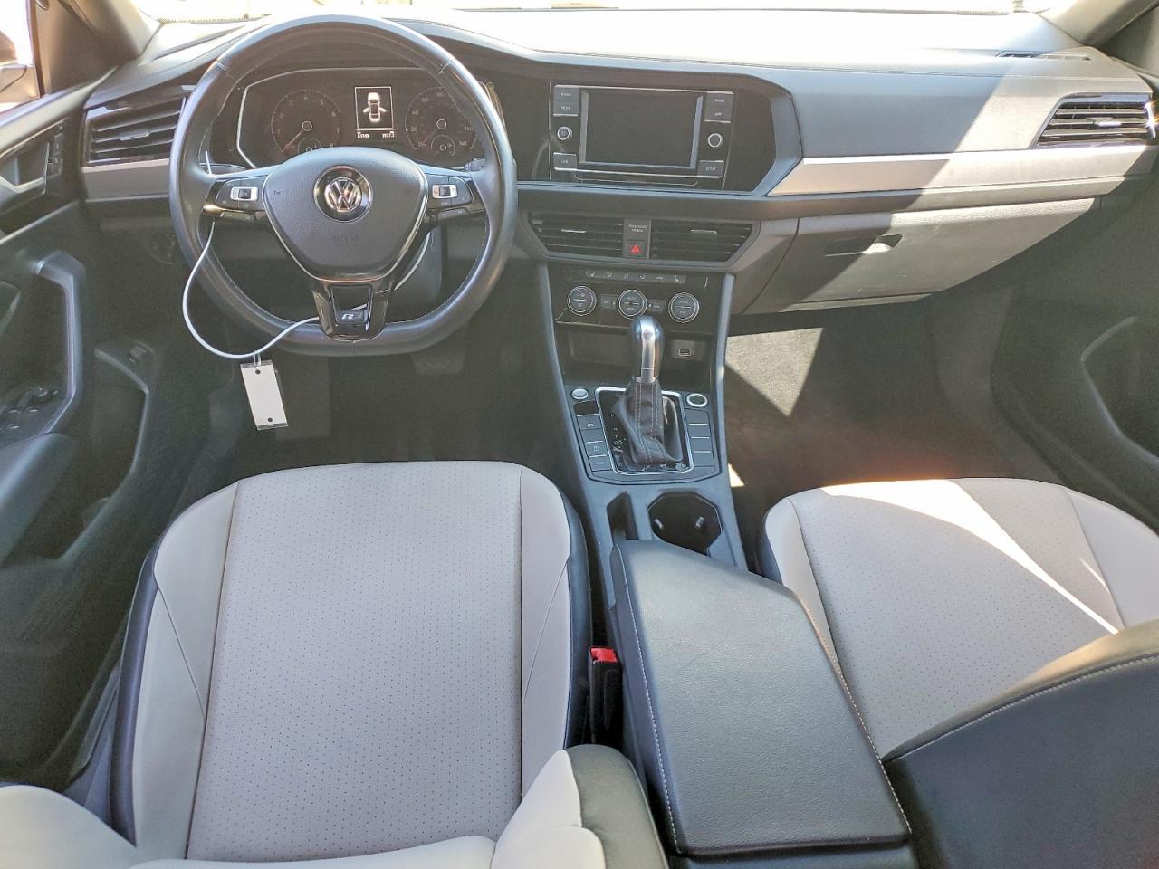 2019 VOLKSWAGEN JETTA